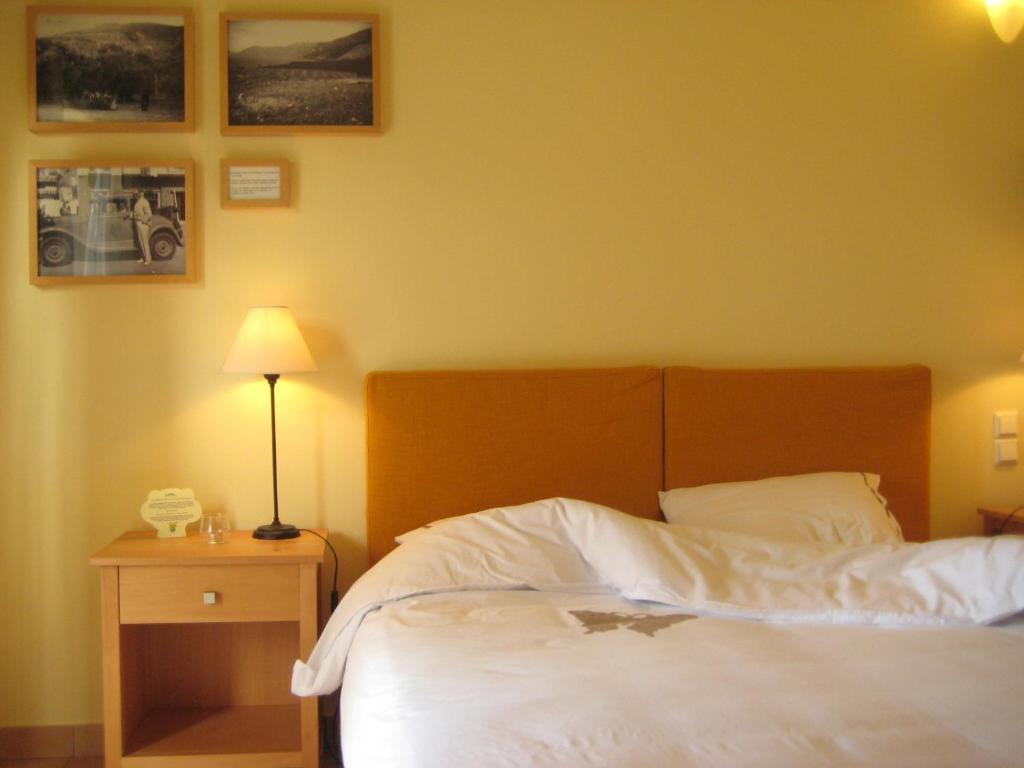 Eleonas Hotel Roviai Exteriör bild